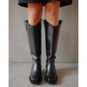 ALOHAS Shoes New Alohas Cattle High Boot In Black Leather